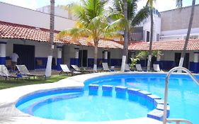 Hotel Plaza Almendros